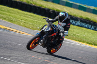 anglesey-no-limits-trackday;anglesey-photographs;anglesey-trackday-photographs;enduro-digital-images;event-digital-images;eventdigitalimages;no-limits-trackdays;peter-wileman-photography;racing-digital-images;trac-mon;trackday-digital-images;trackday-photos;ty-croes